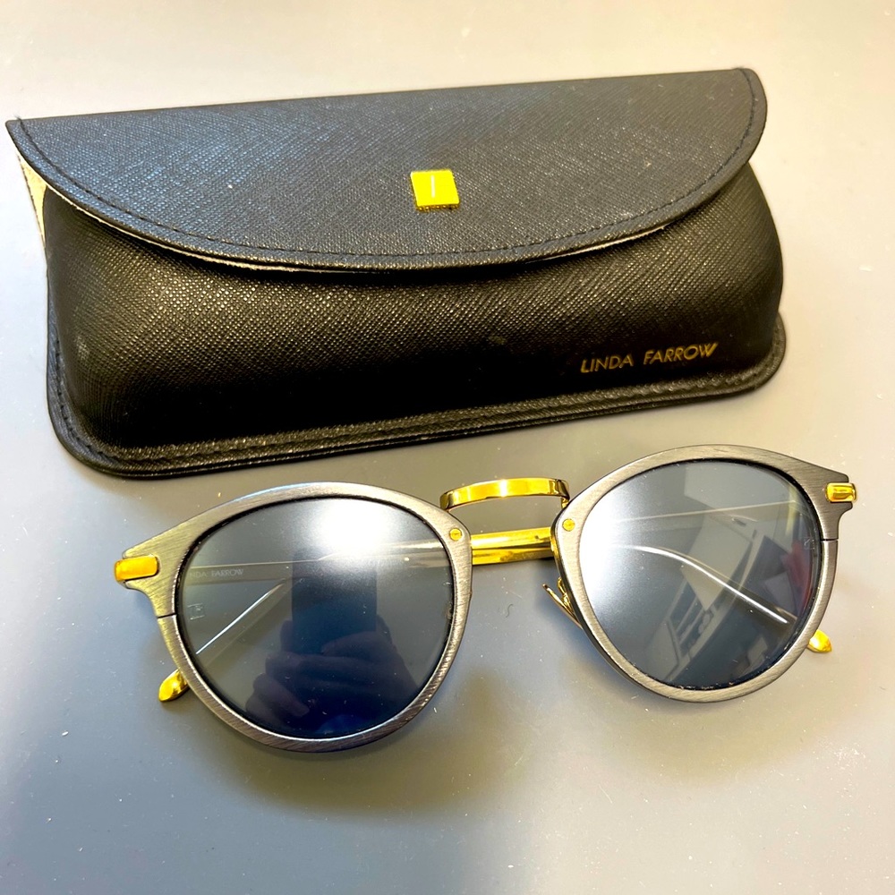 LINDA FARROW 512 C5 OVAL SUNGLASSES like new